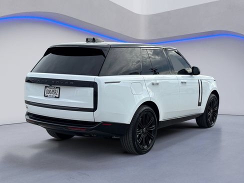 Used 2025 Land Rover Range Rover SE AWD/4WD image 10