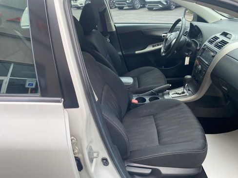 Used 2013 Toyota Corolla S w/ Premium Pkg FWD image 22