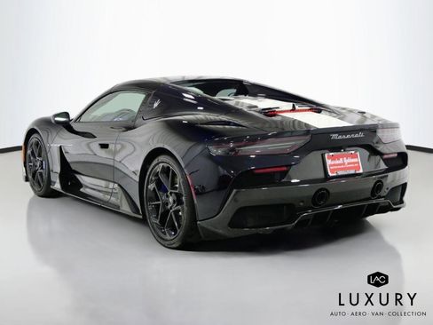 Used 2023 Maserati MC20 Spyder image 5