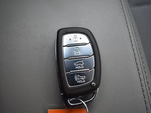 Used 2021 Hyundai Tucson Value w/ Cargo Package image 29