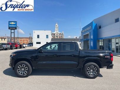 Used 2024 Chevrolet Colorado Z71 w/ Z71 Convenience Package 2