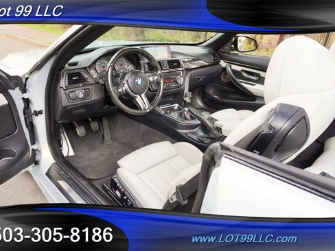 Used 2015 BMW M4 Convertible image 2