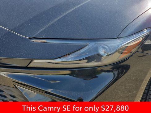 Used 2025 Toyota Camry SE FWD image 36
