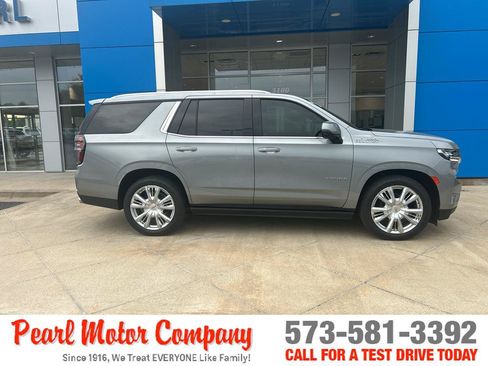 Certified 2023 Chevrolet Tahoe High Country AWD/4WD image 3