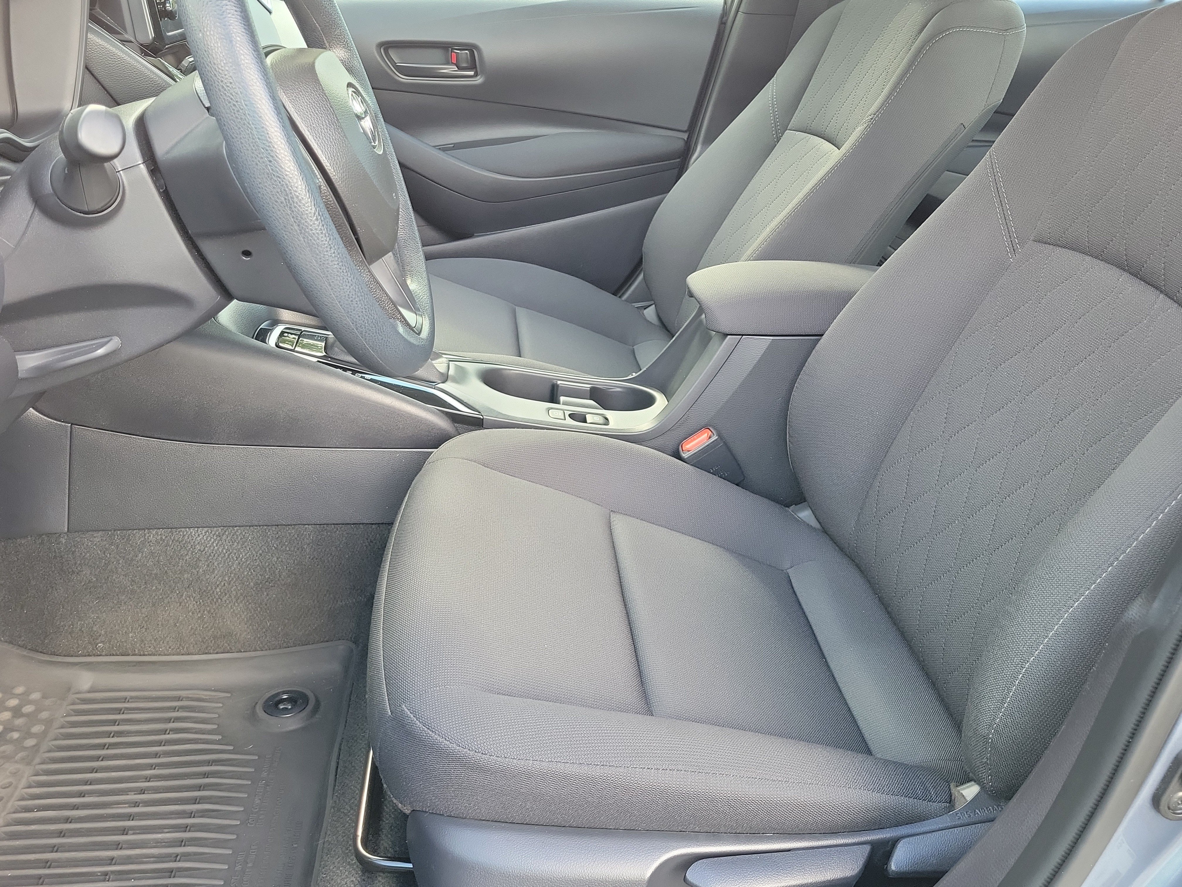 Certified 2025 Toyota Corolla LE FWD image 18
