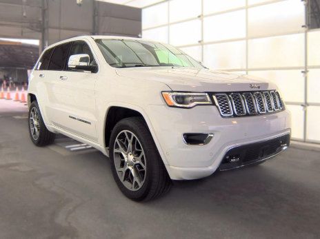Used 2019 Jeep Grand Cherokee Overland AWD/4WD image 3