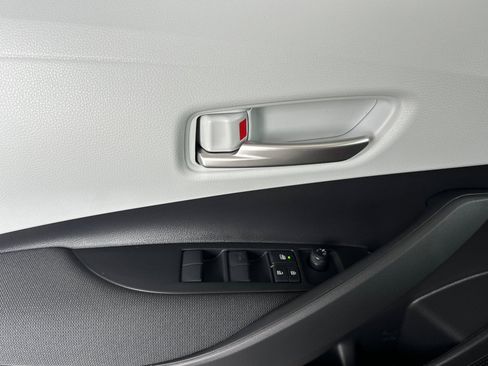 New 2026 Toyota Corolla SE image 11