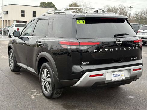 Used 2023 Nissan Pathfinder SL image 16
