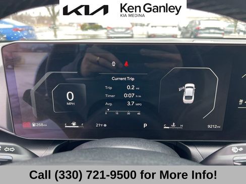 Used 2025 Kia K4 EX image 33