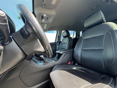 Used 2019 GMC Acadia SLT AWD/4WD image 14