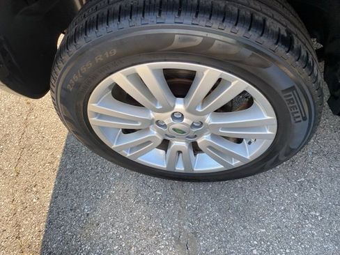 Used 2009 Land Rover LR2 HSE image 31