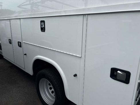 New 2024 Ford Transit 350 Low Roof DRW w/ Interior Upgrade Package RWD image 5