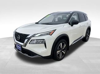 Used 2023 Nissan Rogue SL w/ SL Premium Package video 4