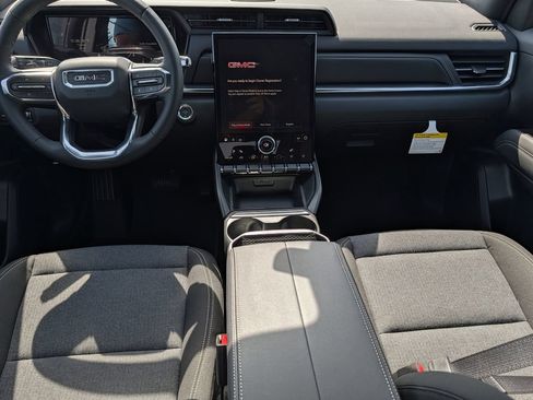 New 2027 GMC Terrain Elevation w/ Technology Package II FWD image 11