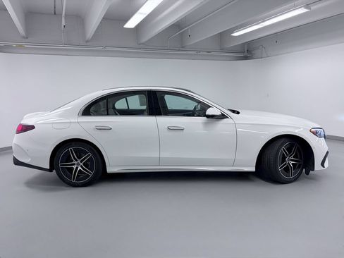 Used 2025 Mercedes-Benz E 350 4MATIC Sedan w/ Winter Package image 7