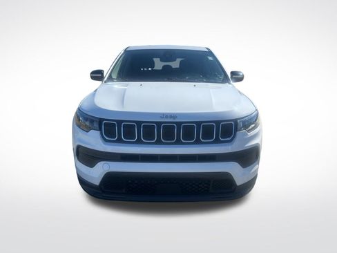 Used 2022 Jeep Compass Sport image 9