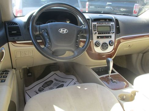 Used 2009 Hyundai Santa Fe SE w/ Premium Pkg 4 image 7