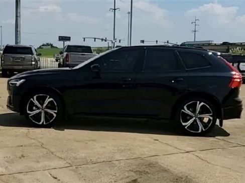 Used 2025 Volvo XC60 B5 Ultra w/ Protection Package Premier image 5