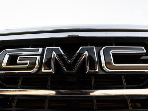 Used 2023 GMC Sierra 1500 SLT w/ SLT Premium Package image 53