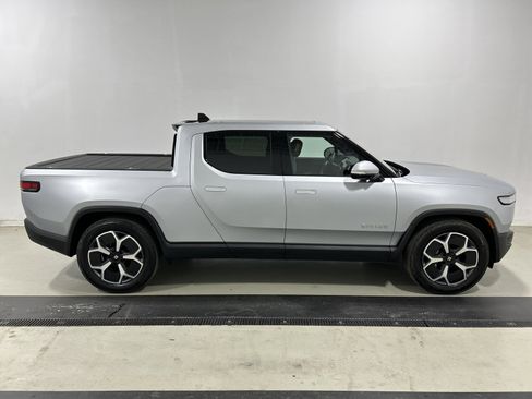 Used 2024 Rivian R1T Adventure AWD/4WD image 6