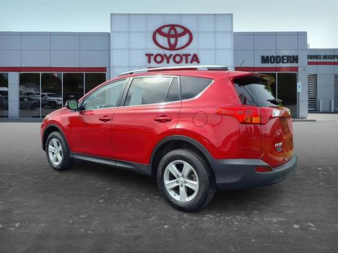 Used 2014 Toyota RAV4 XLE AWD/4WD image 3