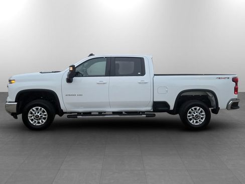 Used 2025 Chevrolet Silverado 2500 LT w/ Safety Package image 10