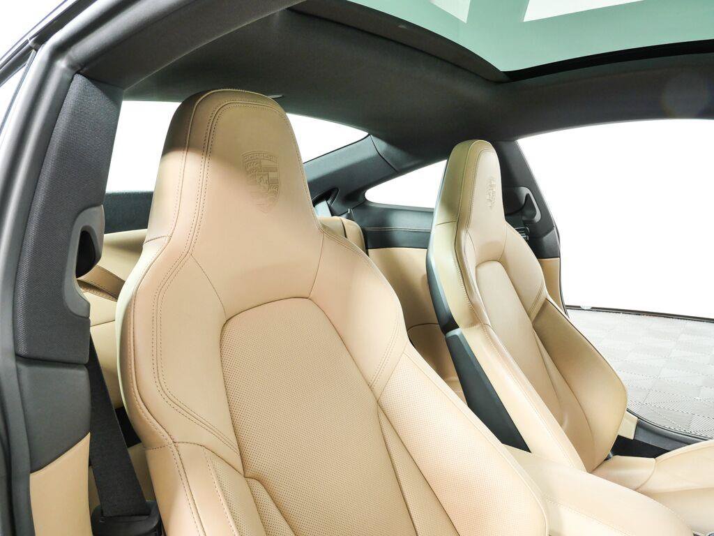 Certified 2024 Porsche 911 Carrera 4S AWD/4WD image 21