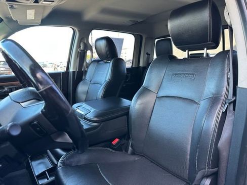 Used 2017 RAM 1500 Laramie image 11