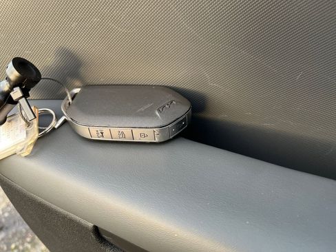 Used 2025 Kia K4 LXS image 23