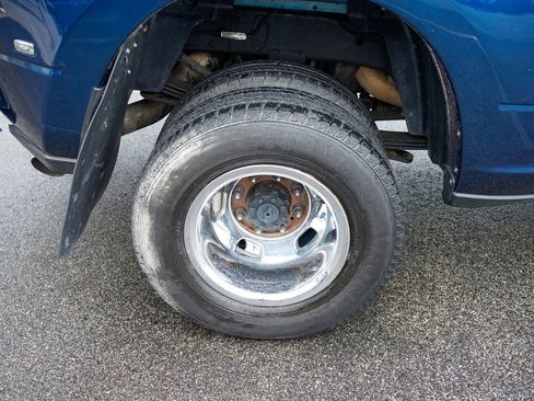 Used 2024 RAM 3500 Tradesman w/ Chrome Appearance Group AWD/4WD image 15