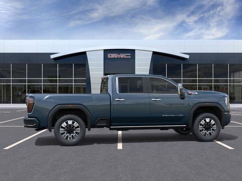 New 2026 GMC Sierra 3500 Denali w/ Denali Reserve Package AWD/4WD image 5