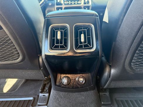 Used 2021 Kia Sorento S image 17