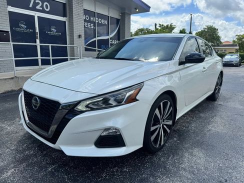 Used 2020 Nissan Altima 2.5 SR FWD image 1