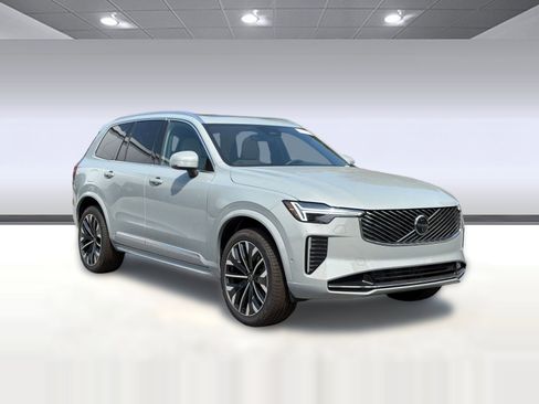 New 2026 Volvo XC90 B5 Plus image 7
