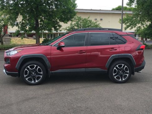 Used 2019 Toyota RAV4 Adventure w/ Advanced Technology Package AWD/4WD image 3
