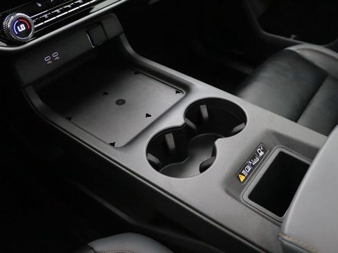 Used 2024 Honda Prologue Touring image 24