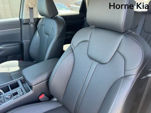 New 2026 Kia Sorento S FWD image 10