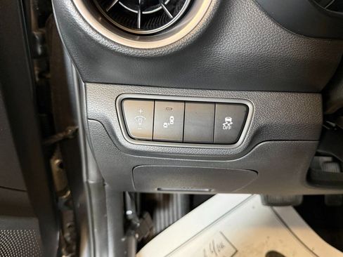 Used 2024 Kia Forte LXS w/ LXS Technology Package image 18