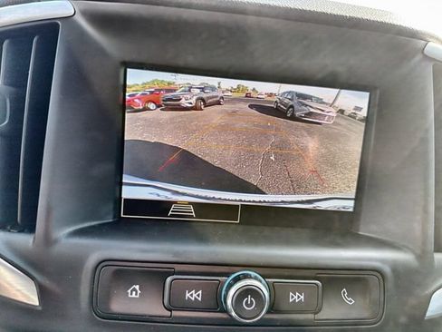 Used 2023 GMC Terrain SLE w/ Driver Convenience Package AWD/4WD image 17