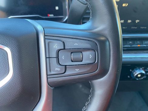 Used 2023 GMC Sierra 1500 Elevation image 17