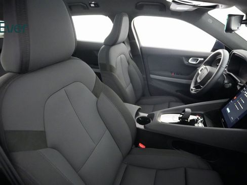 Used 2024 Polestar Polestar 2 image 8