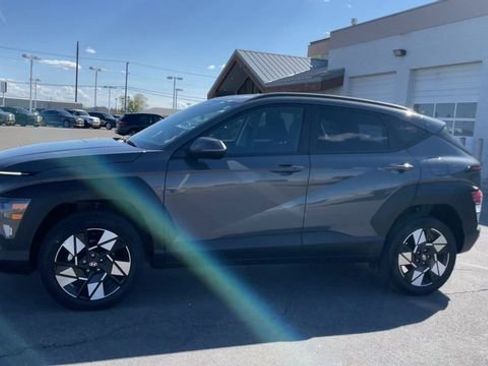 Used 2025 Hyundai Kona SEL image 6