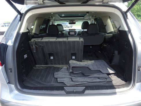Used 2020 Subaru Ascent Limited w/ Technology Package AWD/4WD image 21