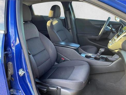 Used 2023 Chevrolet Malibu LT image 9