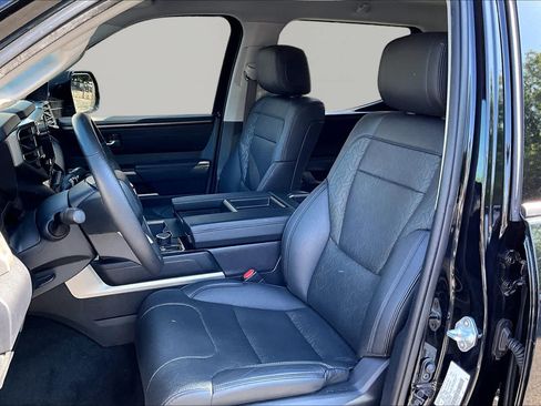 Used 2023 Toyota Tundra SR5 w/ SR5 Premium Package AWD/4WD image 8