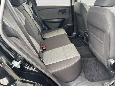 Used 2021 Nissan Rogue S image 14