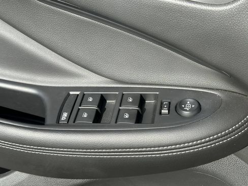 Used 2019 Buick Envision Premium AWD/4WD image 20