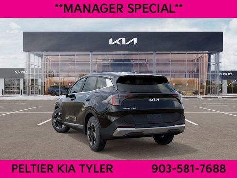 New 2026 Kia Sportage LX FWD image 4