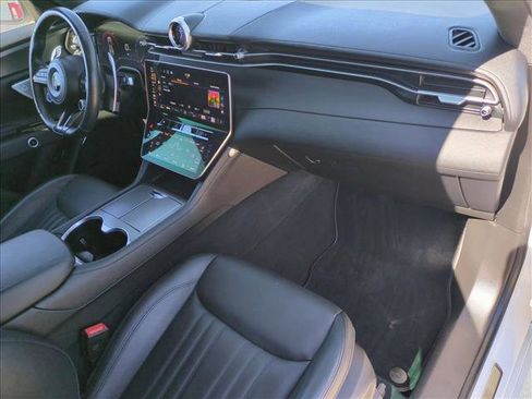 Used 2024 Maserati Grecale GT image 22