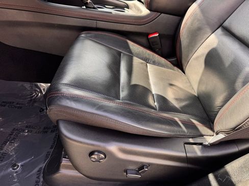 Used 2024 Dodge Durango GT image 36